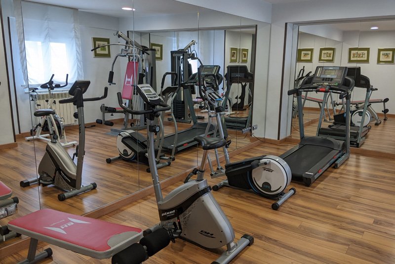 Gimnasio fitness hotel 40 nudos aviles asturias 1