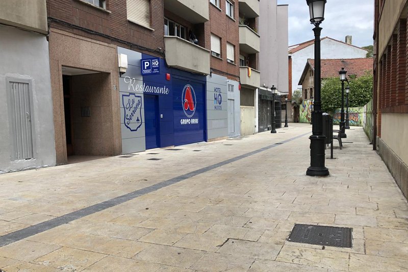 Parking hotel 40 nudos aviles asturias 3