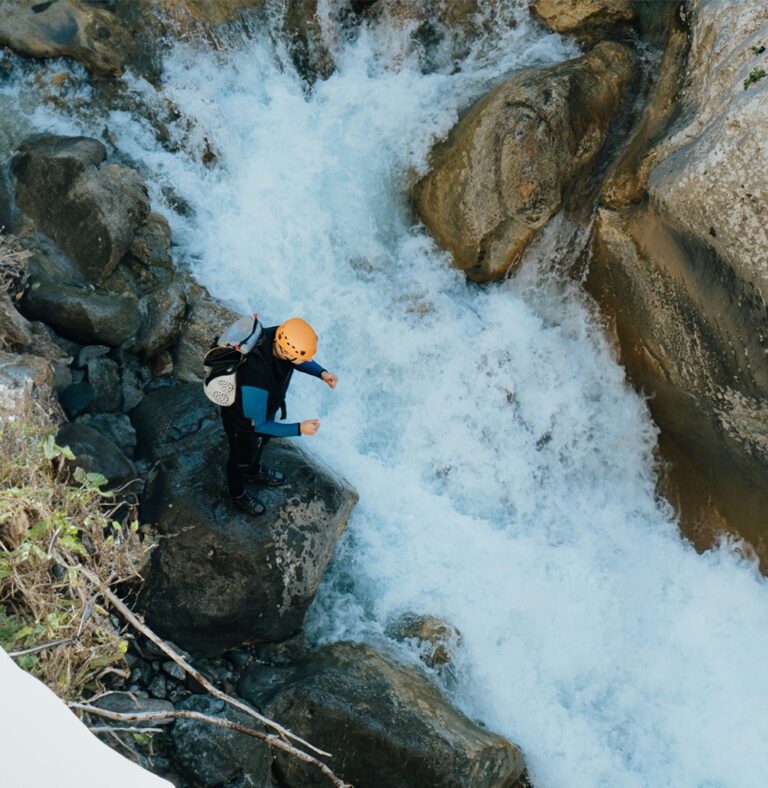 Actividad descenso del barrancos hotel 40 nudos avilés