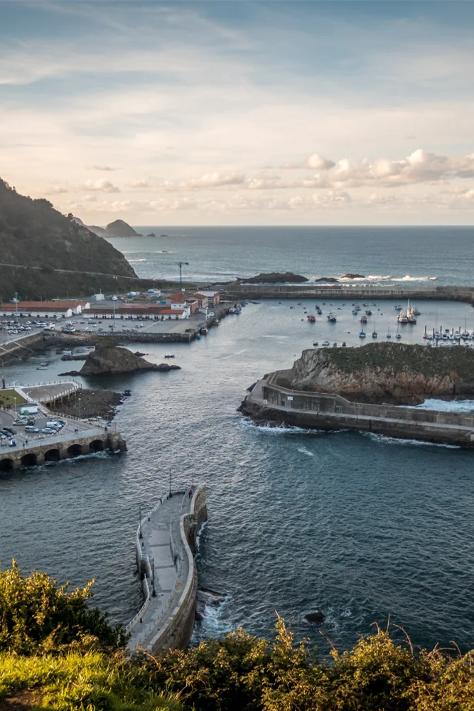 entorno-cudillero-hotel-40nudos